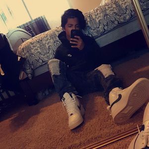 Meet your Posher, Enrique